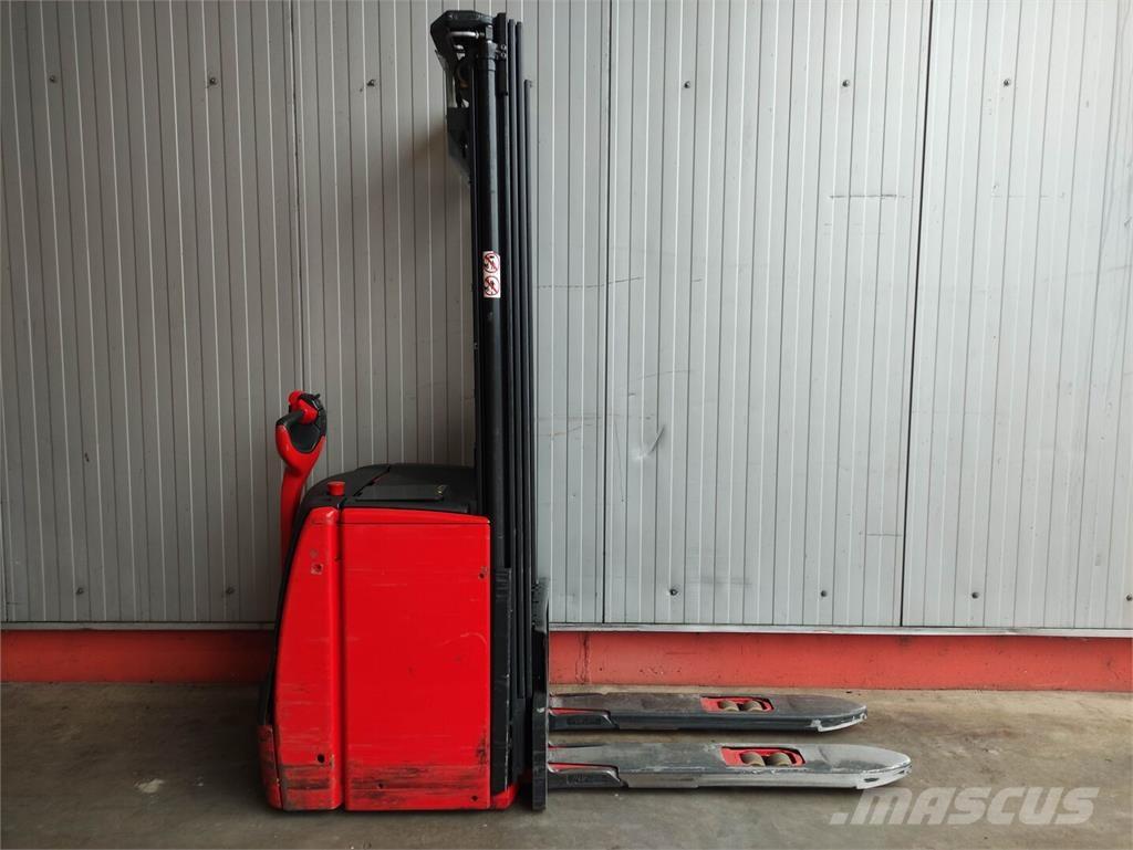 Linde L16-1173 Empilhador para operador externo