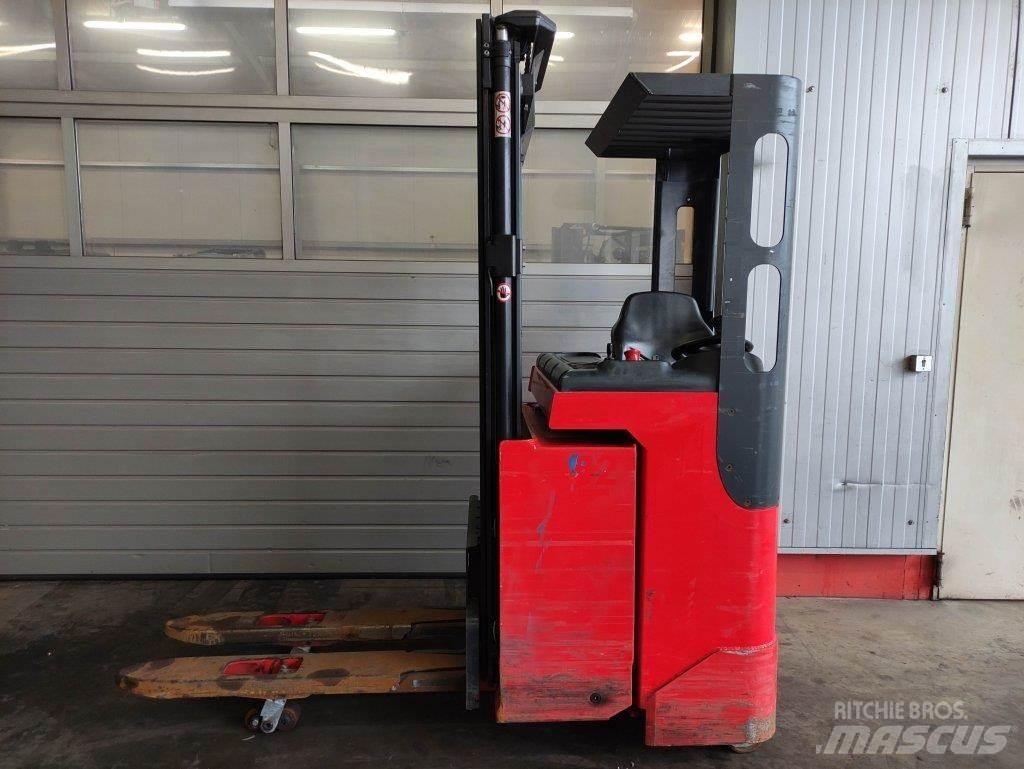 Linde L16R Empilhador para operador externo