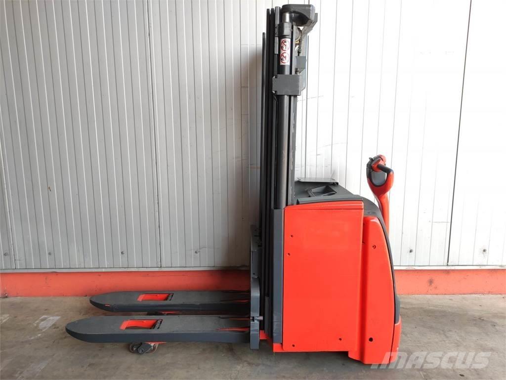 Linde L20i-1173 Empilhador para operador externo