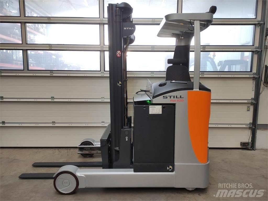 Still FM-X-25 (LACK NEU) Empilhadores Elevadores