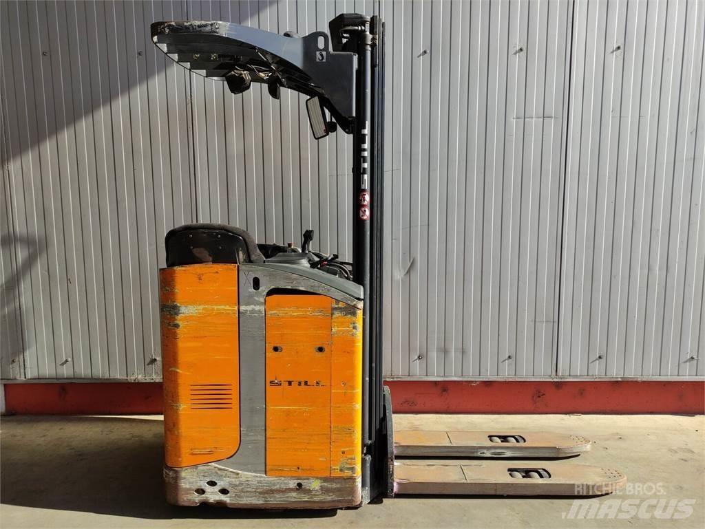 Still FV-Xi-16 Empilhador para operador externo