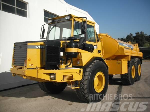 Volvo A25C WITH NEW WATER TANK Caminhões articulados