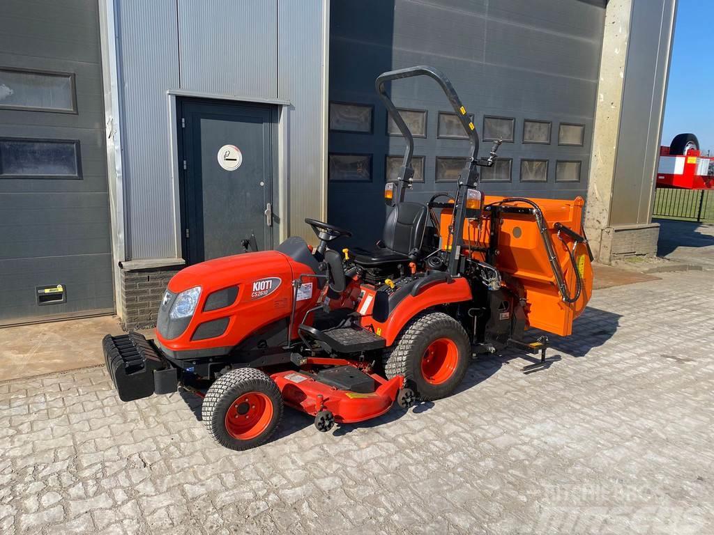 Kioti CS2610 Lawn Mower ng tractor - Grasmaaier Automóvel