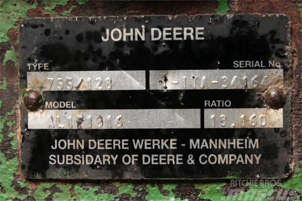 John Deere 7530 Front axle house Transmissăo