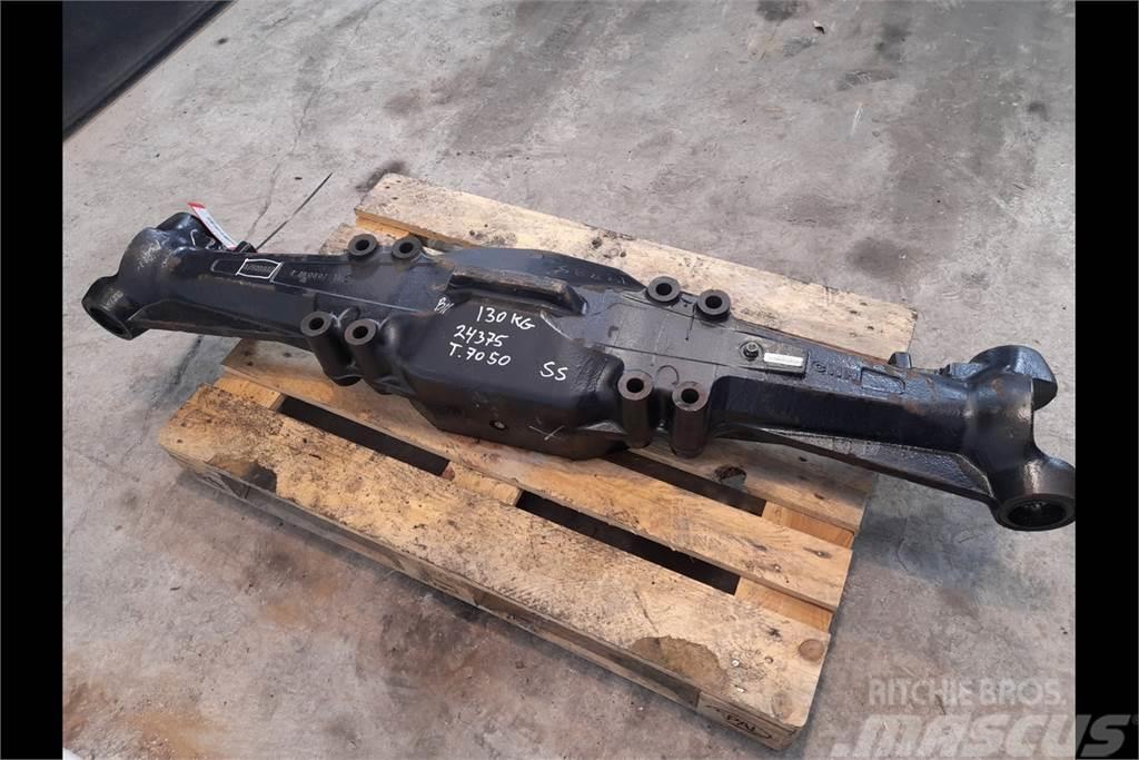 New Holland T7050 Front axle house Transmissăo
