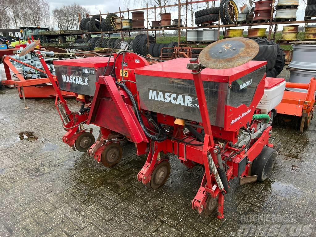 Mascar M4 maiszaaimachine Precision sowing machines