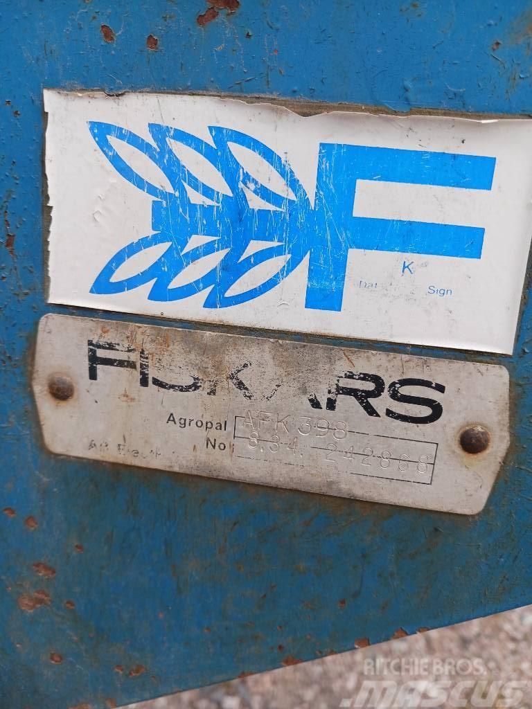 Fiskars AFK398 Reversible ploughs