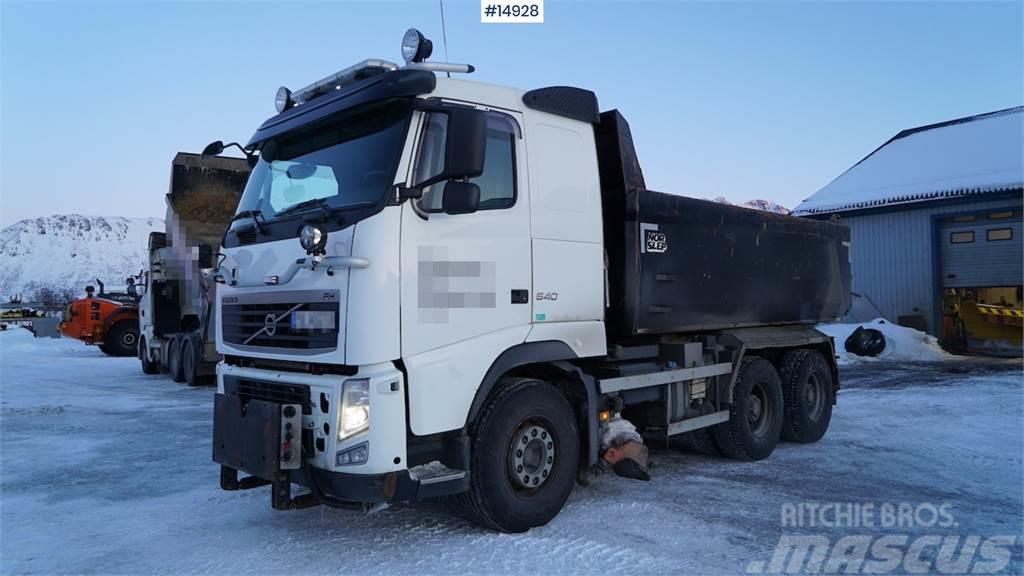 Volvo FH540 6x4 plow rigged tipper w/underlying shear. Camiões basculantes