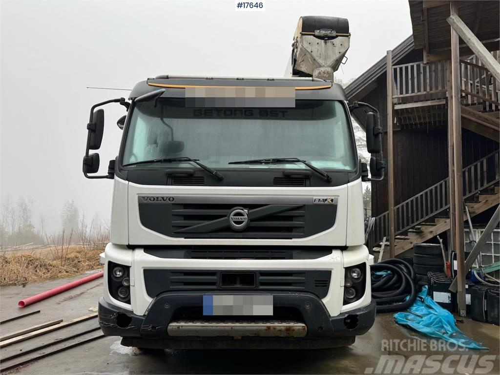 Volvo FMX truck w/ Liebherr superconstruction Caminhões de betonagem