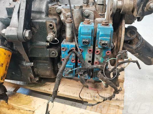 JCB 540-70 gearbox Transmissăo