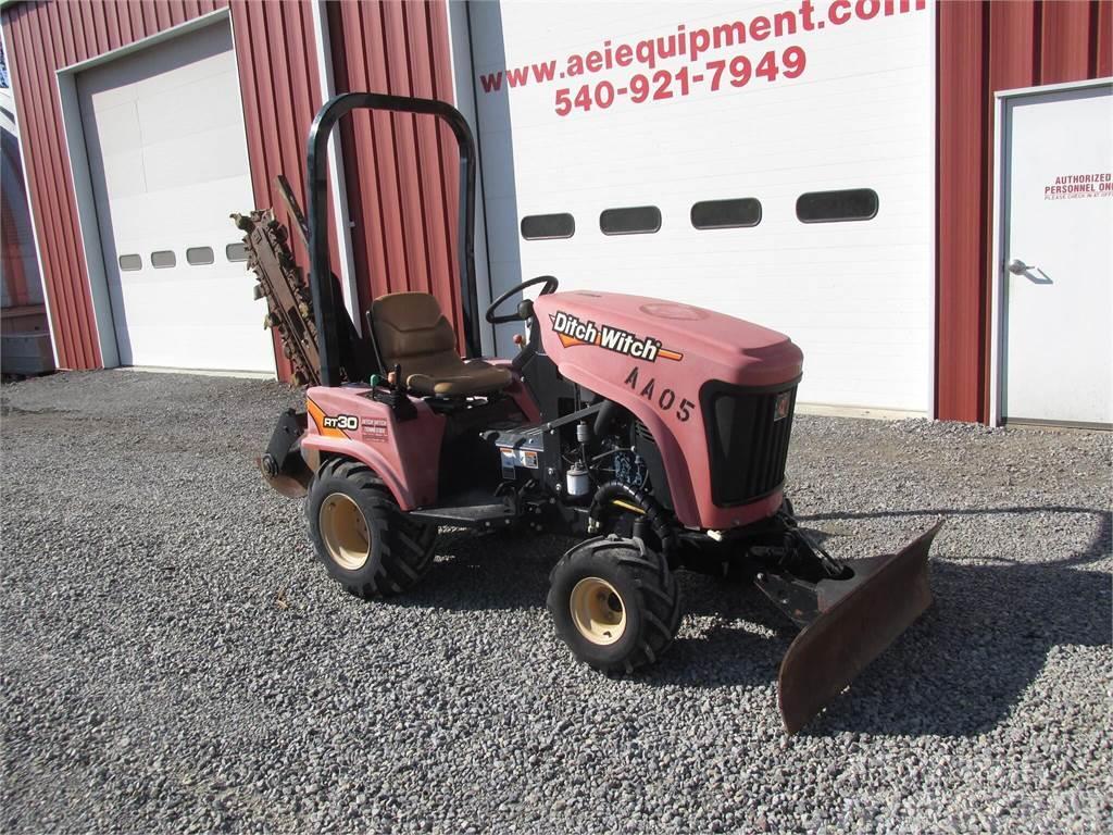 Ditch Witch RT30 Abre-valas