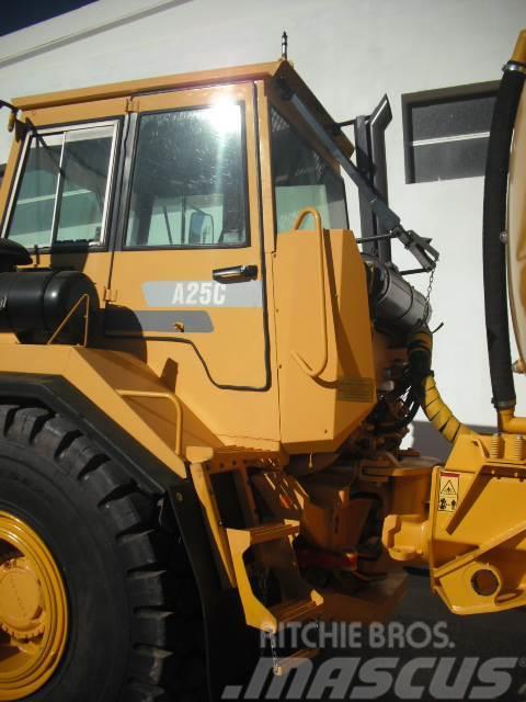 Volvo A25C WITH NEW WATER TANK Caminhões articulados