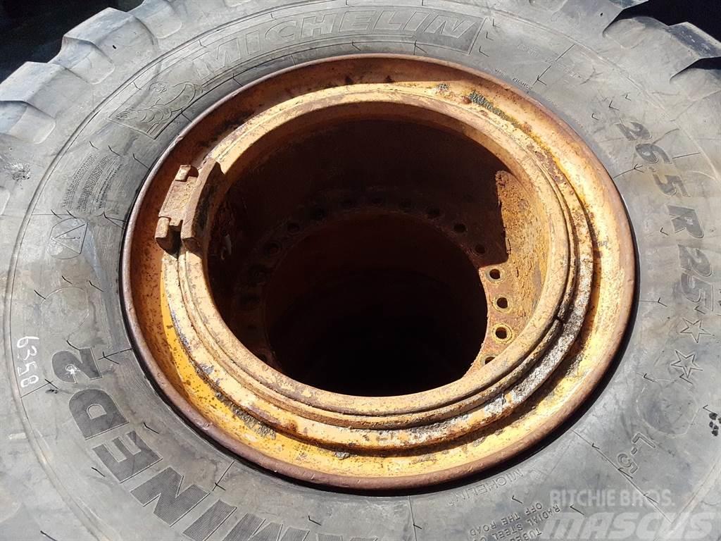 CASE 921C-Michelin 26.5R25-Tire/Reifen/Band Pneus