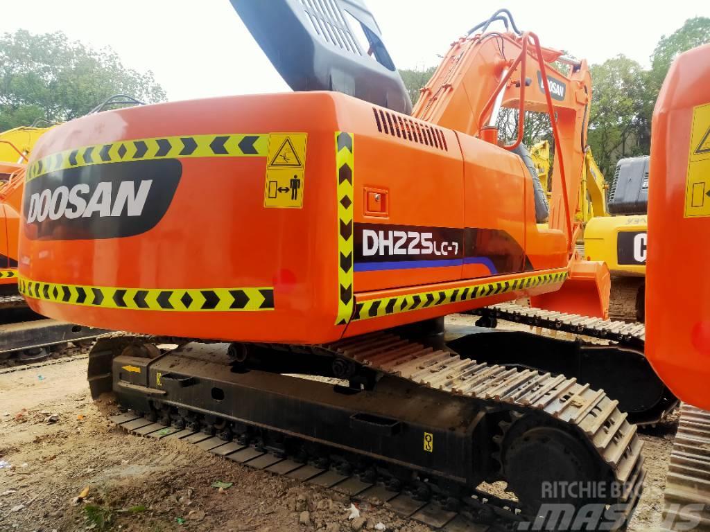 Doosan DH225LC-7 Escavadeiras de esteiras