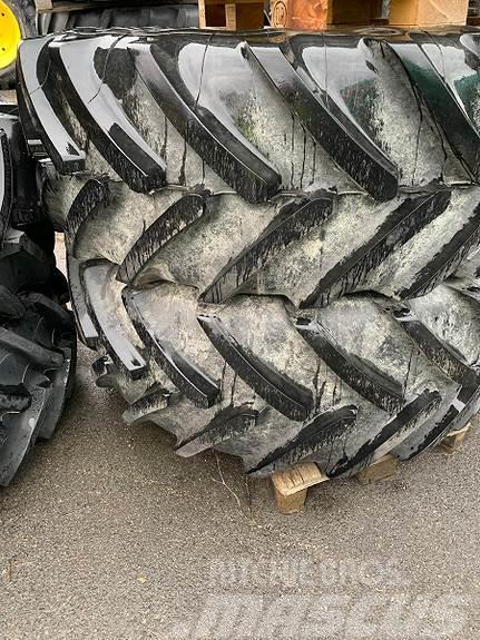 John Deere Hjul par: Michelin Multibib 650/65R38 GKN gul 20 Pneus Agrícolas