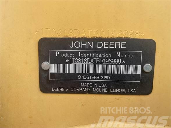 John Deere 318D Minicarregadeiras