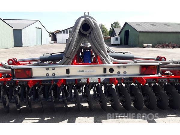 Unia Ares XLA 750 Camiões-cisterna de lamas