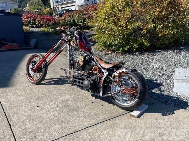 Harley-Davidson Custom Build Chopper Outros