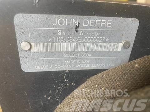 John Deere SD84 Outros