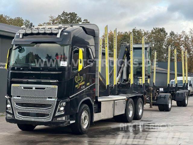 Volvo FH 750 Euro 6 6x4 + PAVIC Holzt Komplettzug Caminhões de transporte de troncos