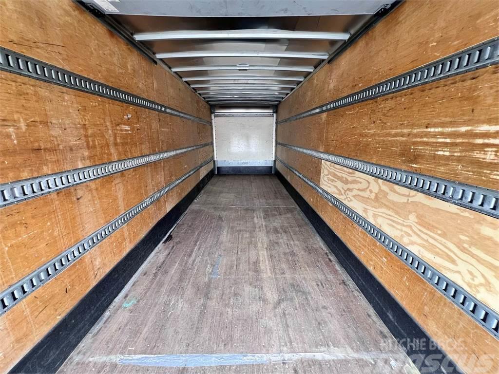 Freightliner M2 106 Caminhões de caixa fechada