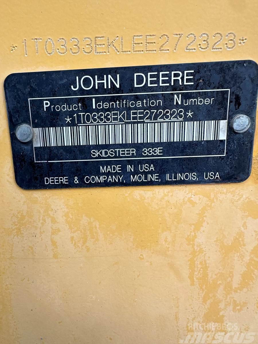 John Deere 333E Minicarregadeiras