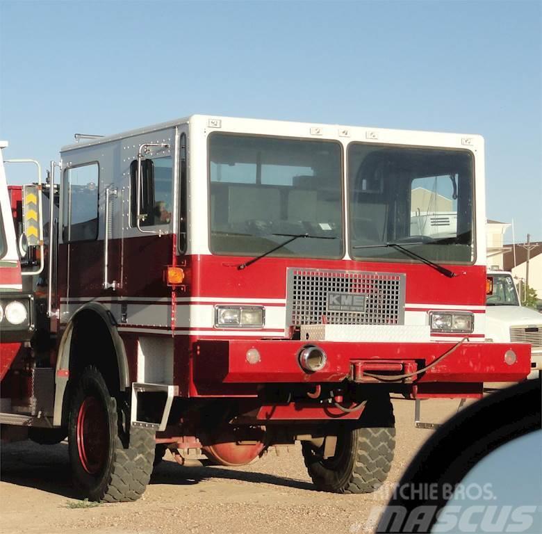  Kovatch KFT12 Caminhões de bombeiros