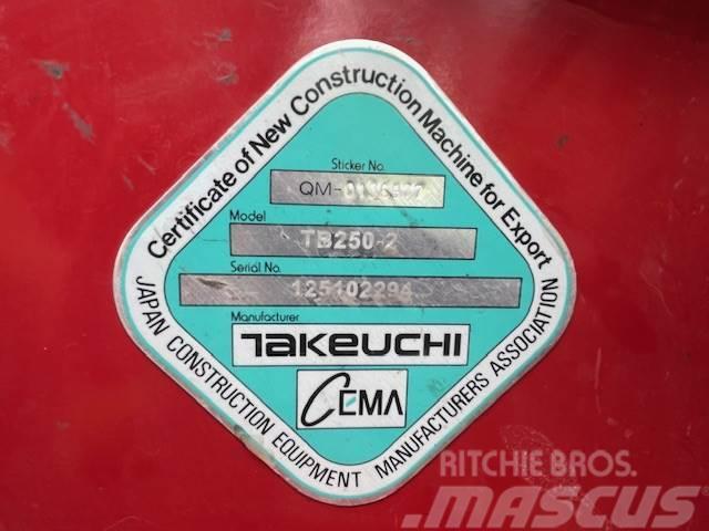 Takeuchi TB250-2 Miniescavadeiras
