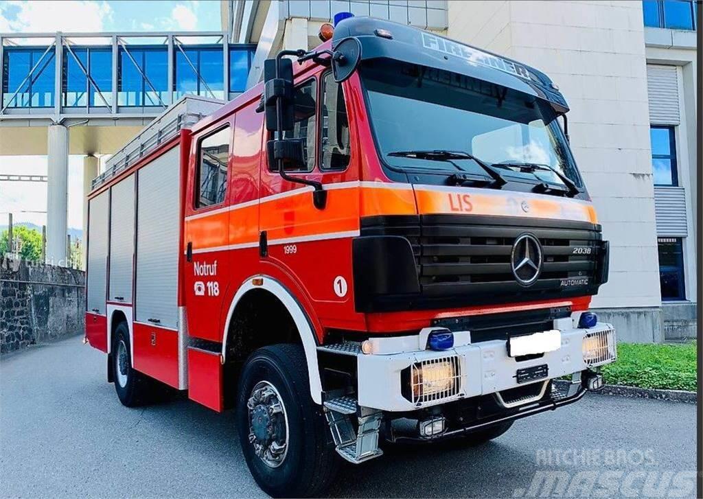 Mercedes-Benz 2038 4x4 Caminhões de bombeiros