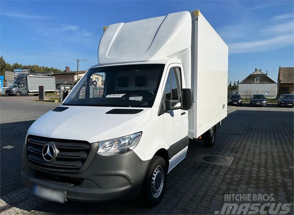 Mercedes-Benz Sprinter 314 CDI Container with 8 pallets. One own Box body