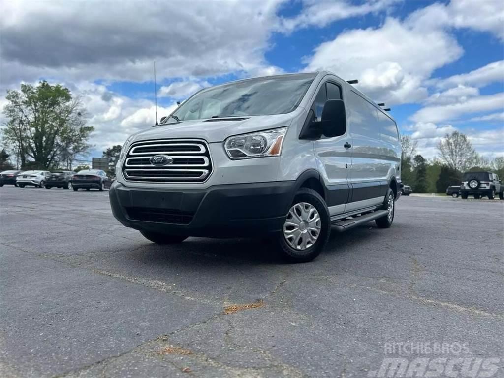 Ford Transit Outros